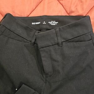 Old Navy Womens, Black, Pixie Skinny Ankle Pants. Size 2. New Without Tags